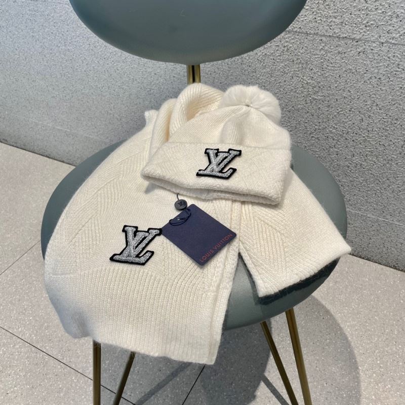 Louis Vuitton Caps Scarfs